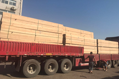 大货车限载令来了！木材运输价格将涨